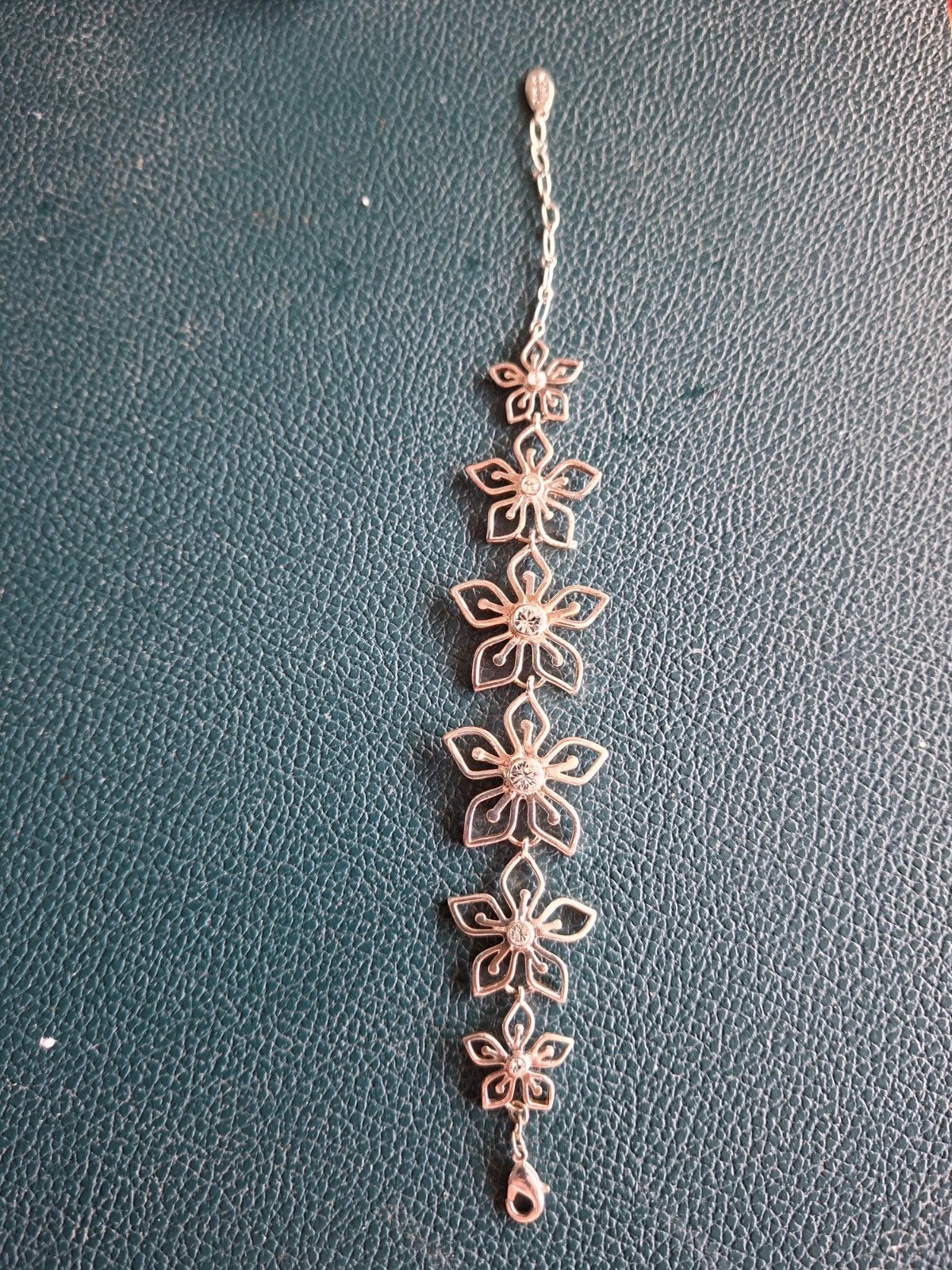 Pilgrim Dames Armband met Bloemen en Kristallen, Met kristal, Overige materialen, Ophalen of Verzenden, Zo goed als nieuw