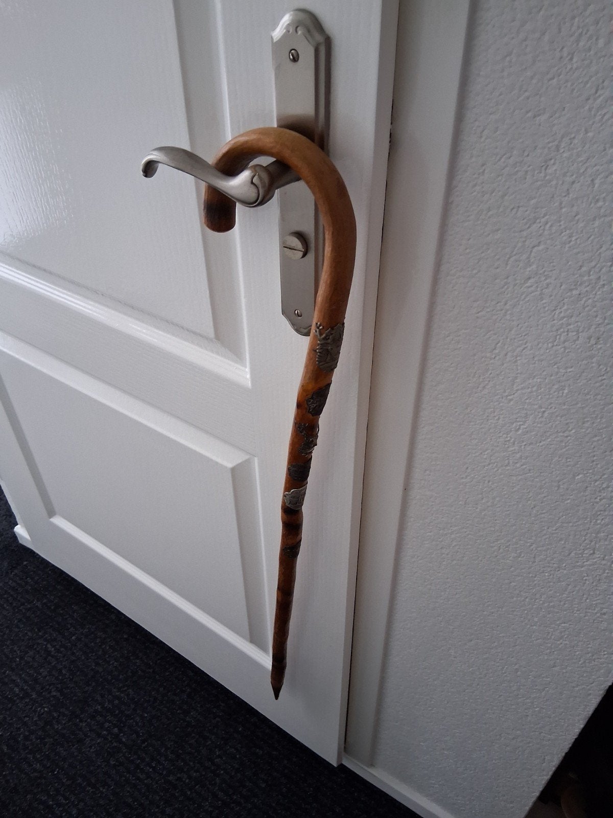 Oude of antieke wandelstock, Ophalen, Gebruikt
