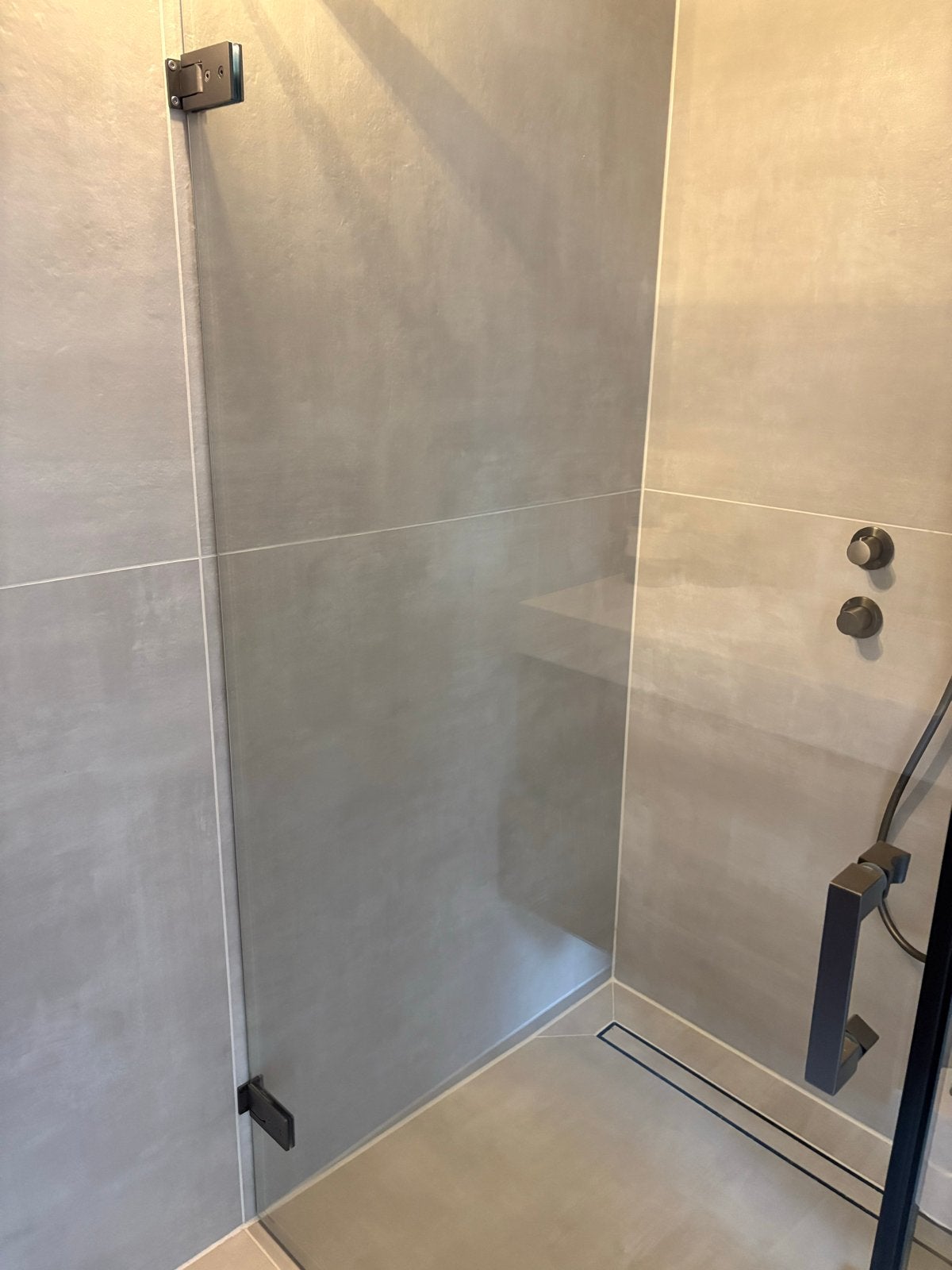 Foto 5 van Douchecabine LAGO 100x100 Gun Metal Light