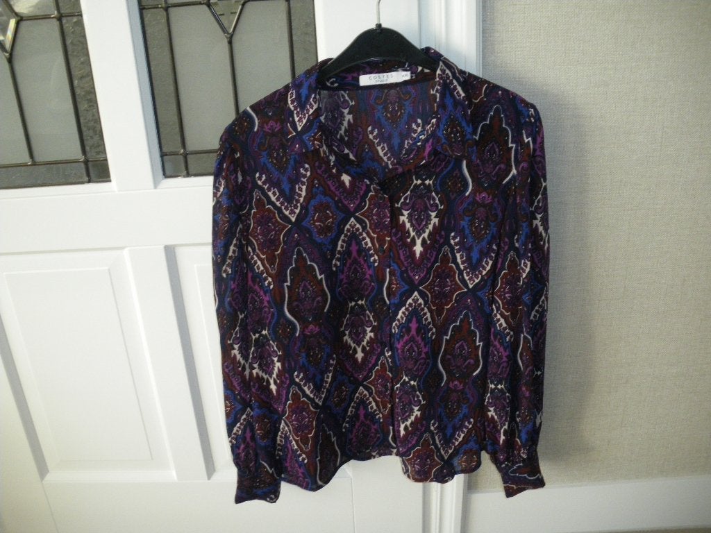 nieuw hele leuke kleurige najaars blouse mt 42 costes studio, Ophalen of Verzenden, Nieuw, Maat 42/44 (L)