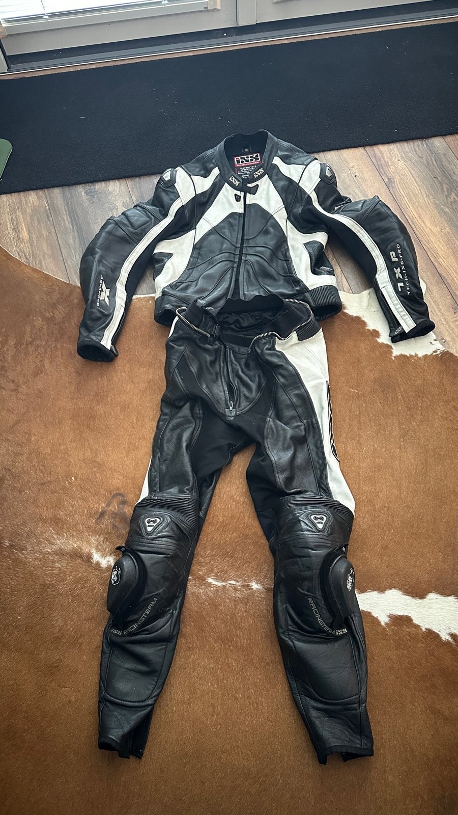 IXS Leren Motorpak Maat 110 (192cm/95kg), Motoren, Kleding | Motorkleding, Ophalen, Tweedehands, Heren, Combipak