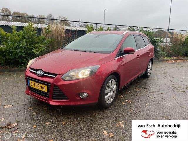 Ford Focus Wagon 1.0 EcoBoost I zeer nette auto I navi, crui, Euro 5, Gebruikt, Zwart, Origineel Nederlands