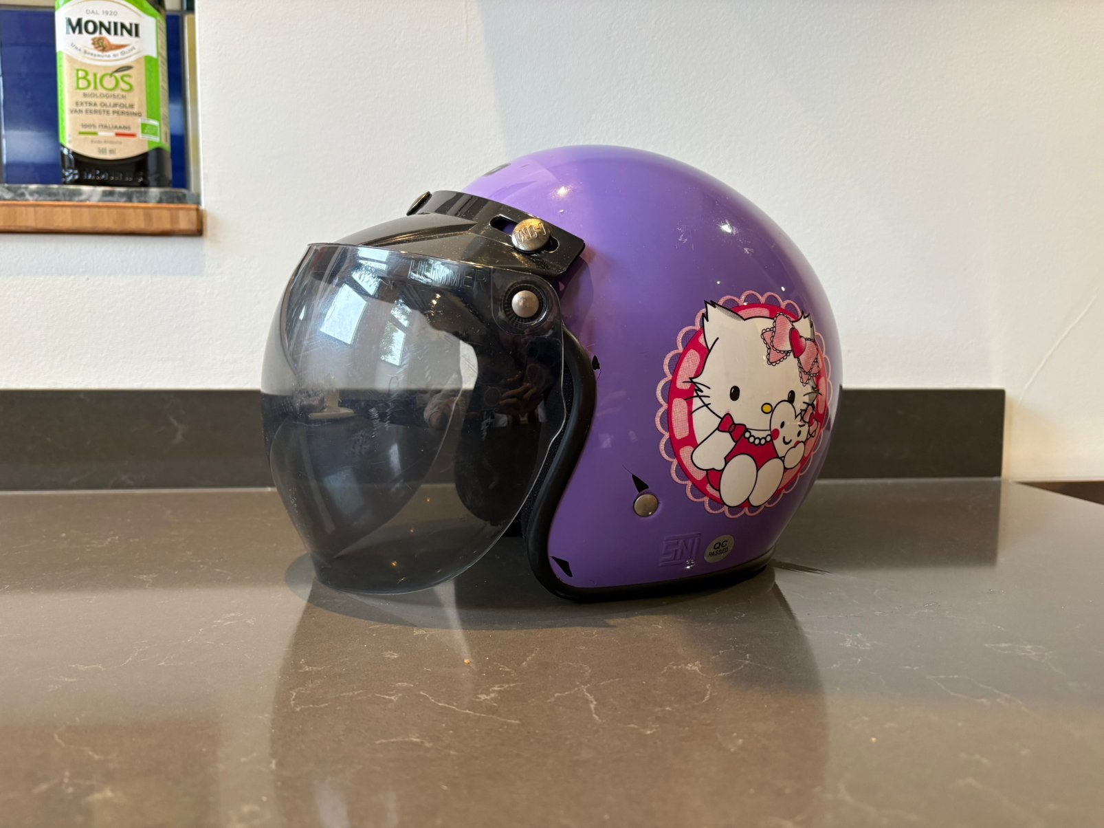 Helm scooter - kind - hello kitty, Ophalen, Zo goed als nieuw