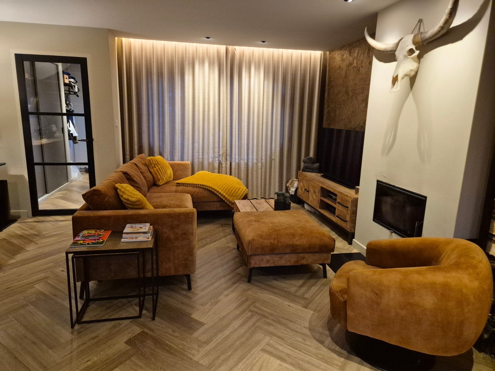 Velvet hoekbank + Poef + Draaifauteuil 3jaar incl. bezorgen*, Huis en Inrichting, Ophalen, 250 tot 300 cm, Gebruikt, Hoekbank