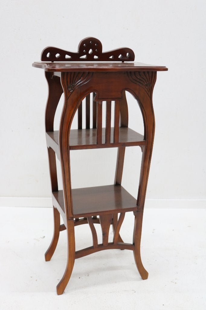 Klassieke Telefoontafel, Ophalen