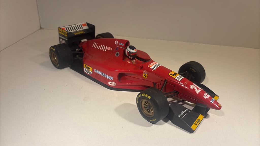 F1 ferrari 412t1 berger minichamps 1.18