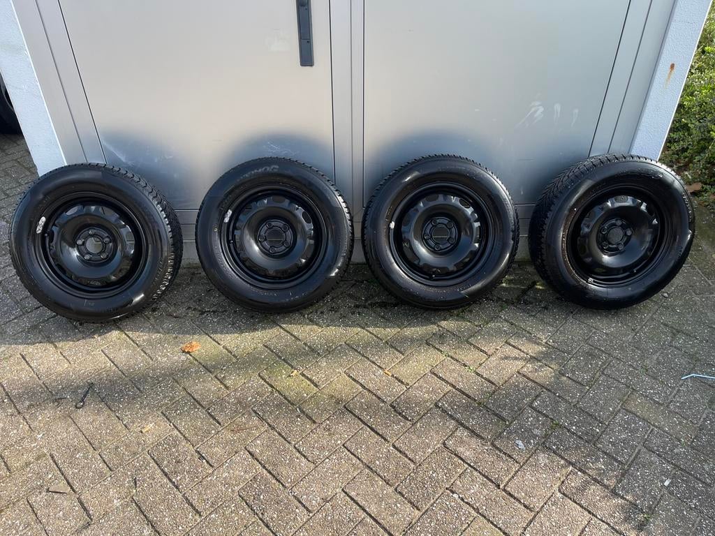 1 maand oude velgen met all season banden 175 70 14, Ophalen of Verzenden, Nieuw