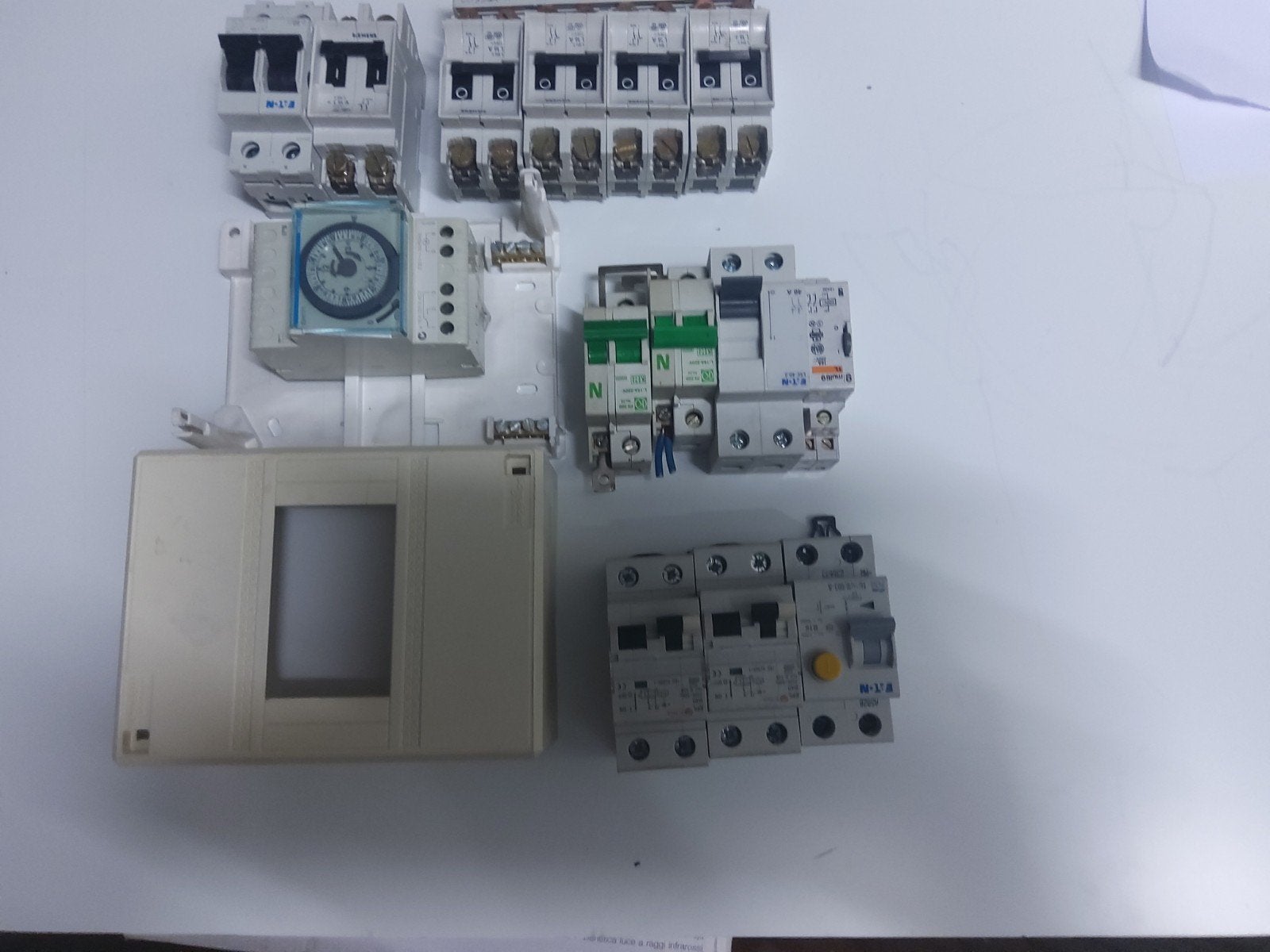 Diverse elektrische componenten: Eaton, Siemens, Hager, Doe-het-zelf en Verbouw, Ophalen, Gebruikt, Eaton, Installatieautomaat
