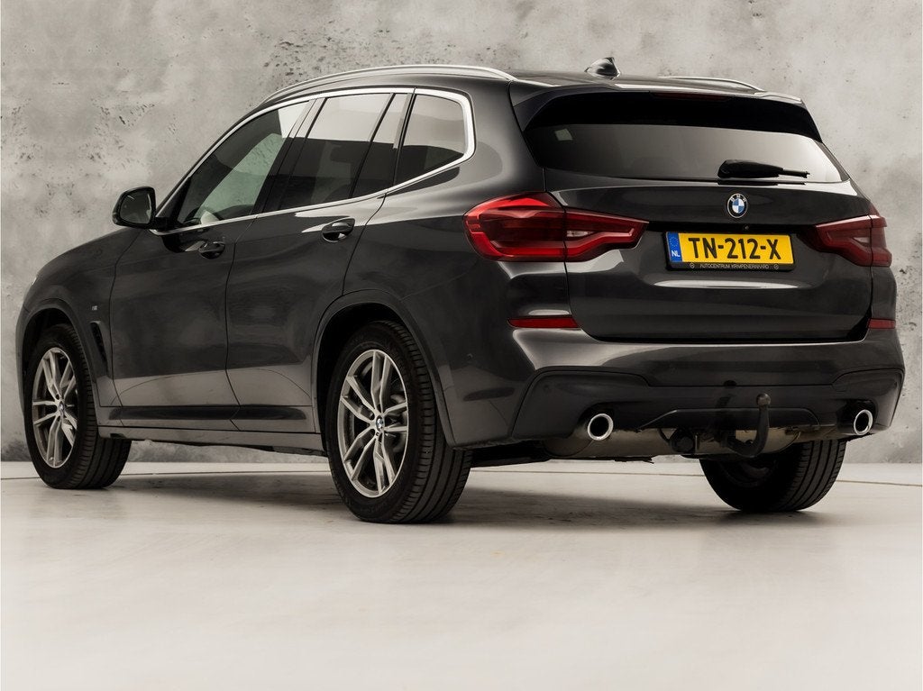 BMW X3 xDrive20i M Sport High Executive 184Pk Automaat (PANO, Auto's, Gebruikt, 4 cilinders, Bedrijf, Vierwielaandrijving