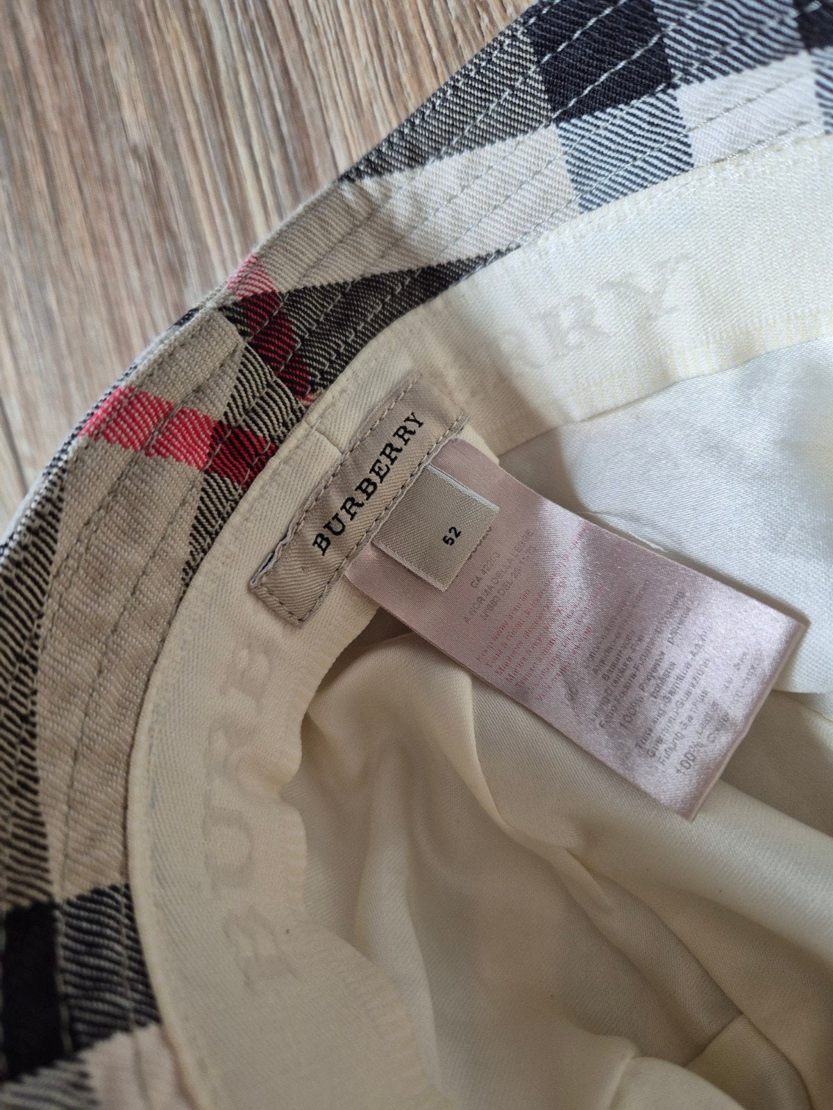 Burberry hoedje 52 cm nieuwstaat, Meisje, Hoed, Ophalen of Verzenden, Zo goed als nieuw