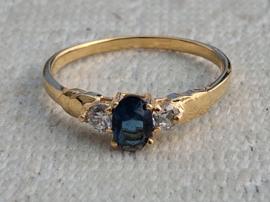 Vintage ring, Sieraden, Tassen en Uiterlijk, Antieke sieraden, Verzenden, Overige materialen, Ring, Met edelsteen
