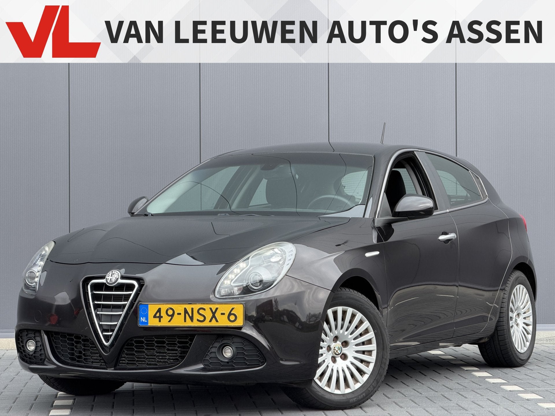 Alfa Romeo Giulietta 1.6 JTDm Distinctive | RIJKLAAR | Trekh, Auto's, Voorwielaandrijving, Euro 5, Stof, Zwart