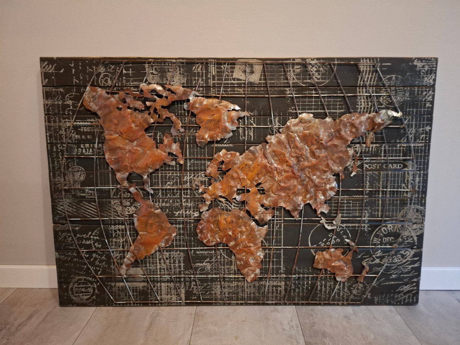 Wanddecoratie Wereldkaart Metaal Hout Industrieel, Ophalen, Industrieel, Hout, Zo goed als nieuw