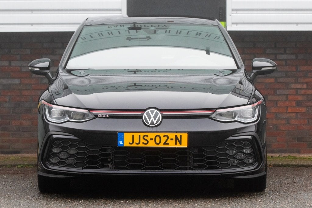 Volkswagen Golf VIII Lim. GTI (bj 2022, automaat), Auto's, 12 maanden, Euro 6, 4 cilinders, Alcantara