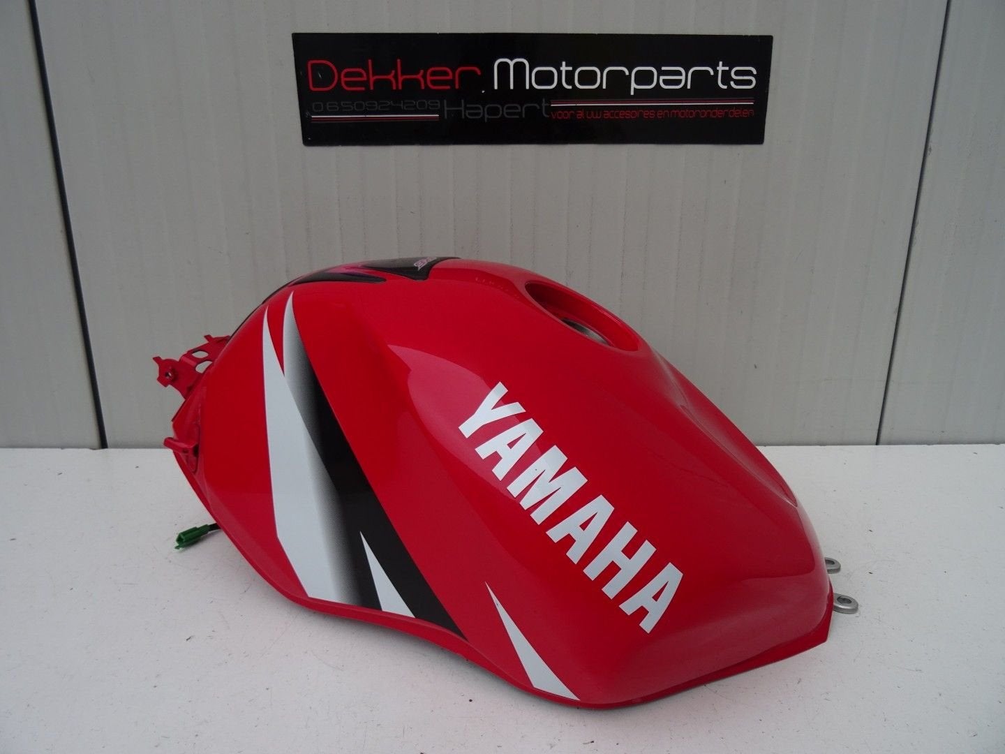 Benzine Tank / Fuel Tank Yamaha YZF R6 1999-2000-2001-2002, Ophalen of Verzenden, -, -, -