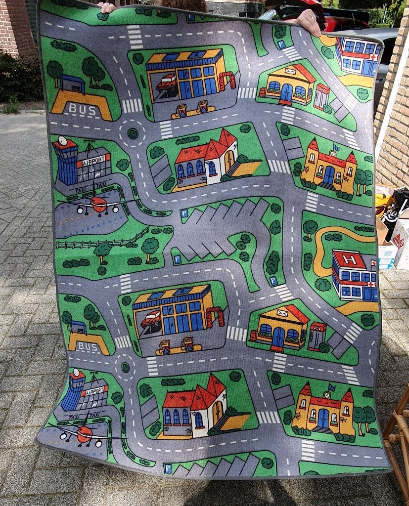 Groot speelkleed met wegen., Ophalen, Gebruikt