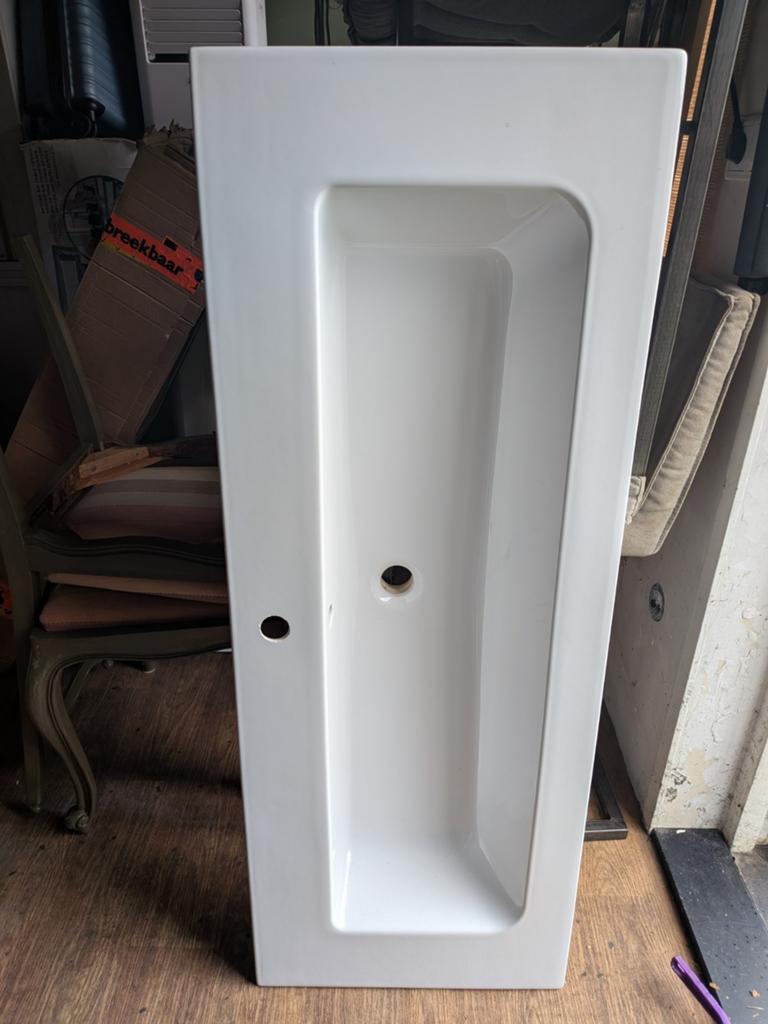 Nieuwe keramische wasbak Italiaans design., Doe-het-zelf en Verbouw, Ophalen, Nieuw