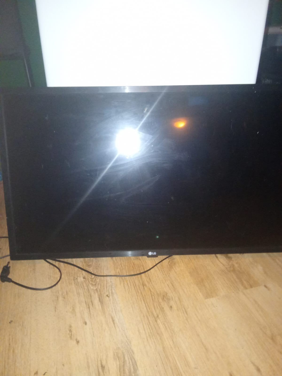 lg smart tv in goede conditie alleen geen pootjee of ophang, Ophalen, 50 Hz, Zo goed als nieuw, LG