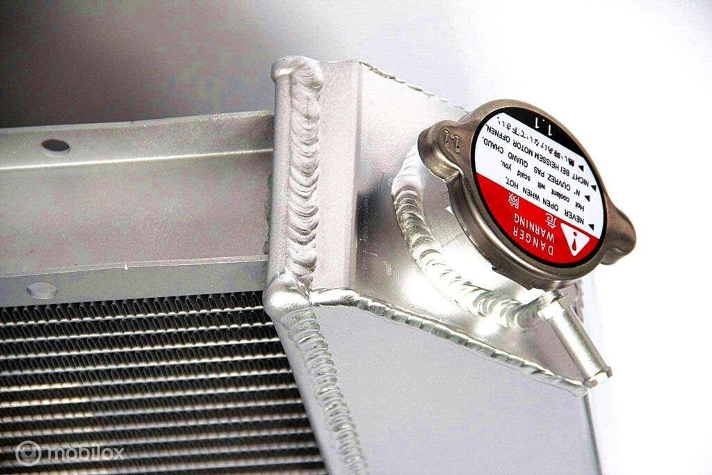 Radiateur+2 fans CHEVY Corvette C3 V8 Auto 1977-82 78 79 80, Auto-onderdelen, Nieuw, Ophalen of Verzenden