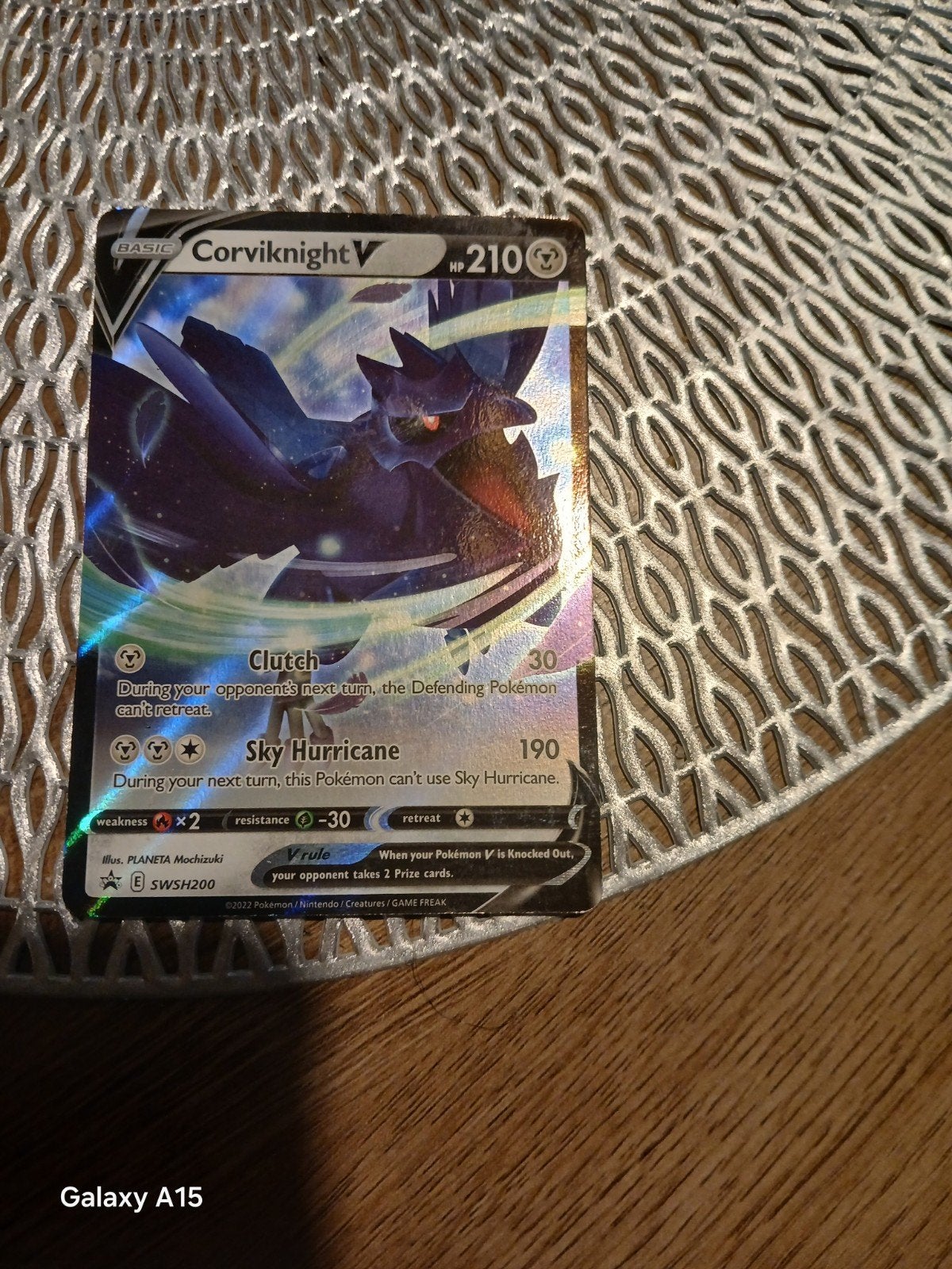 Corviknight V SWSH200 Pokémon Kaart, Hobby en Vrije tijd, Verzamelkaartspellen | Pokémon, Ophalen of Verzenden, Zo goed als nieuw