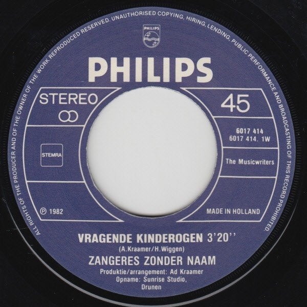 Single (1982) Zangeres zonder Naam - Vragende Kinderogen., Gebruikt, Fotohoes, 7 inch, Ophalen of Verzenden