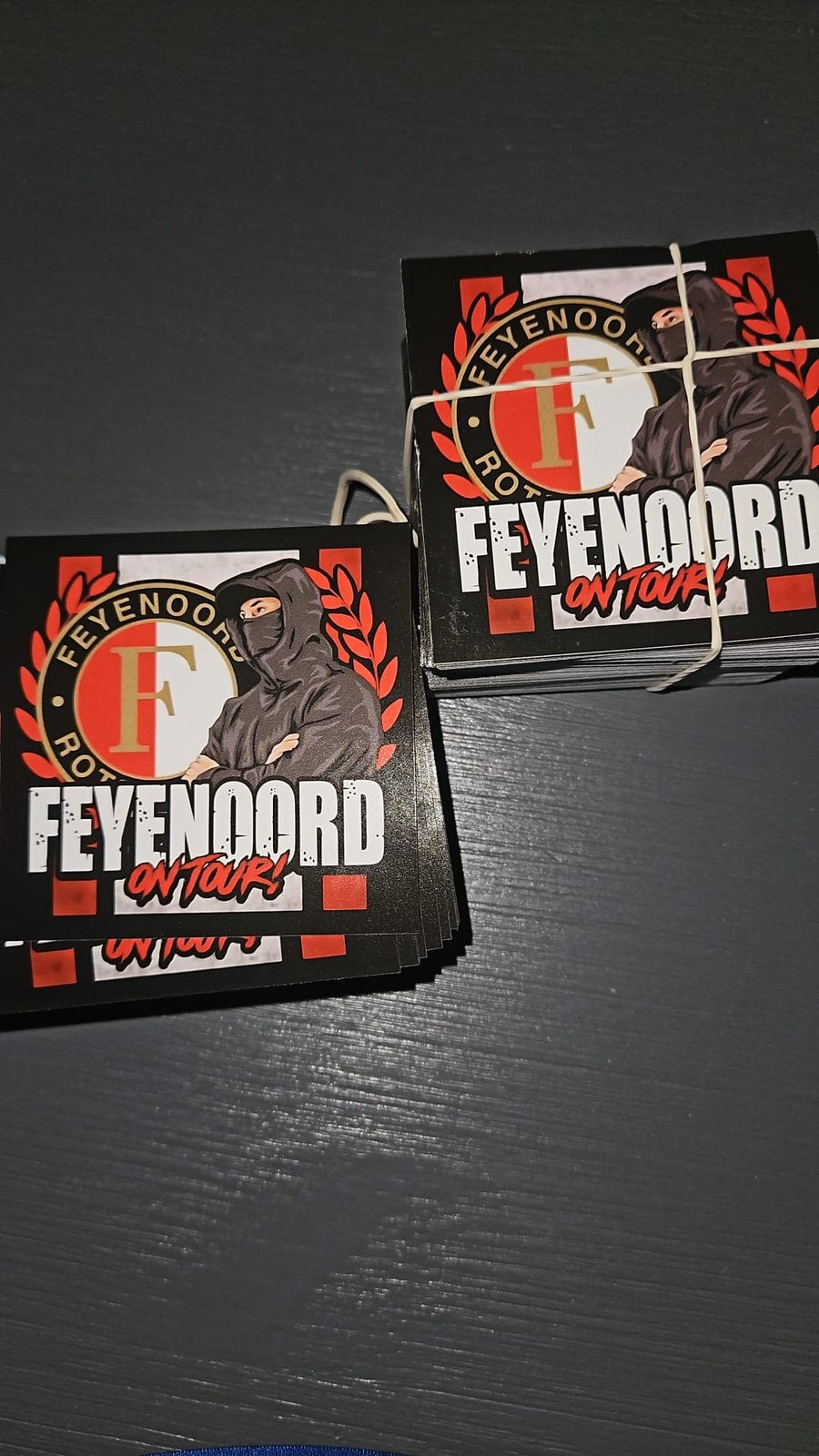 Feyenoord on tour stickers, Eén persoon