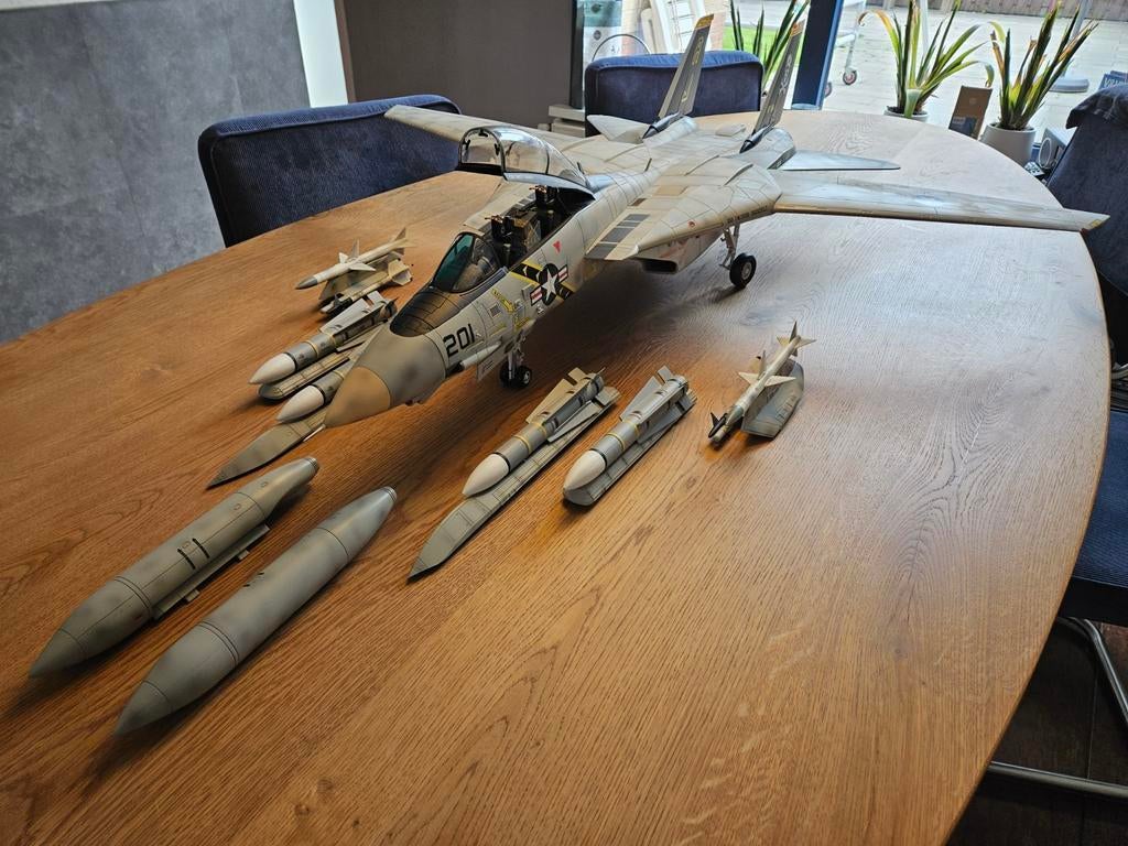 JSI F14 Tomcat schaal 1:18, Zo goed als nieuw, Groter dan 1:72, Vliegtuig, Ophalen