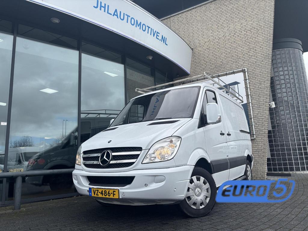 Mercedes-Benz Sprinter 2.2 CDI 325*AUTOM.*A/C*NAVI*CAM*2xSCH, Auto's, Bestelauto's, Euro 5, Gebruikt, Zwart, 4 cilinders