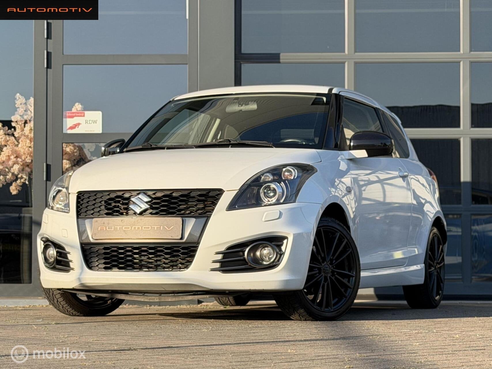 Suzuki Swift 1.6 Sport CLIMA / KEYLESS / XENON, Auto's, Suzuki, Voorwielaandrijving, Euro 5, Gebruikt, 4 cilinders