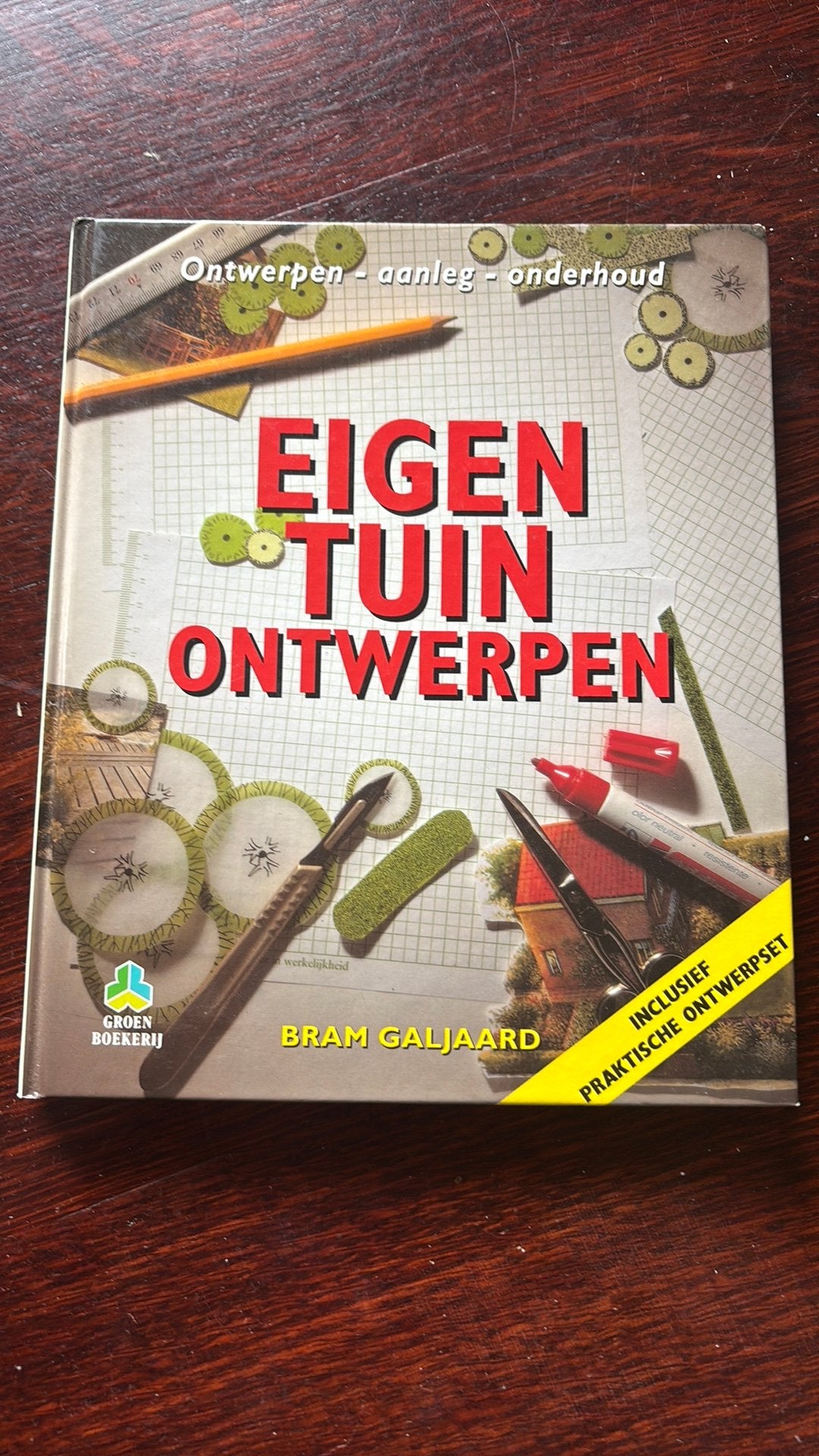 Eigen tuin ontwerpen - Bram Galjaard, Boeken, Ophalen of Verzenden, Zo goed als nieuw, Tuinontwerpen