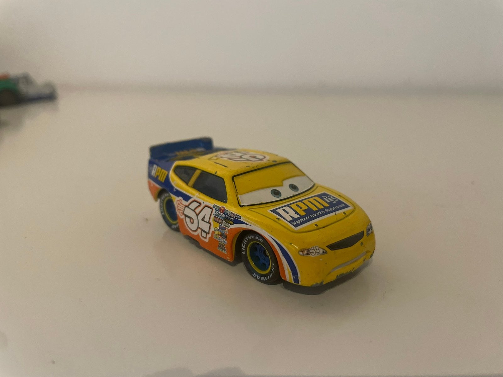 Disney Cars - RPM Racer #64, Ophalen of Verzenden, Zo goed als nieuw