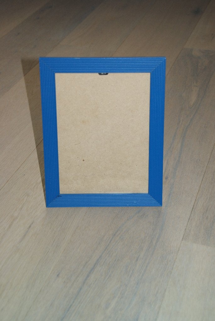 Te koop: Fotolijst, hout, blauw, 20x15 cm, staan en hangen, Blauw, Nieuw, Ophalen of Verzenden, Fotolijst
