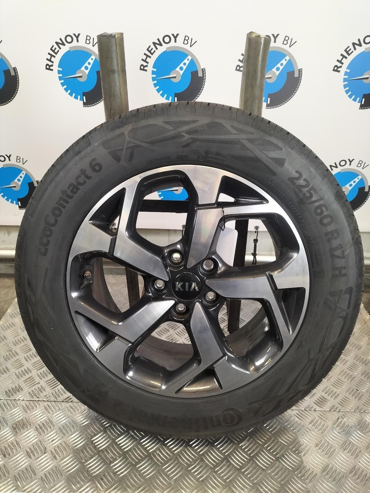 Kia Sportage 2019 velg 225/60 17 Continental 52910F1210, Gebruikt, -, -, Banden en Velgen