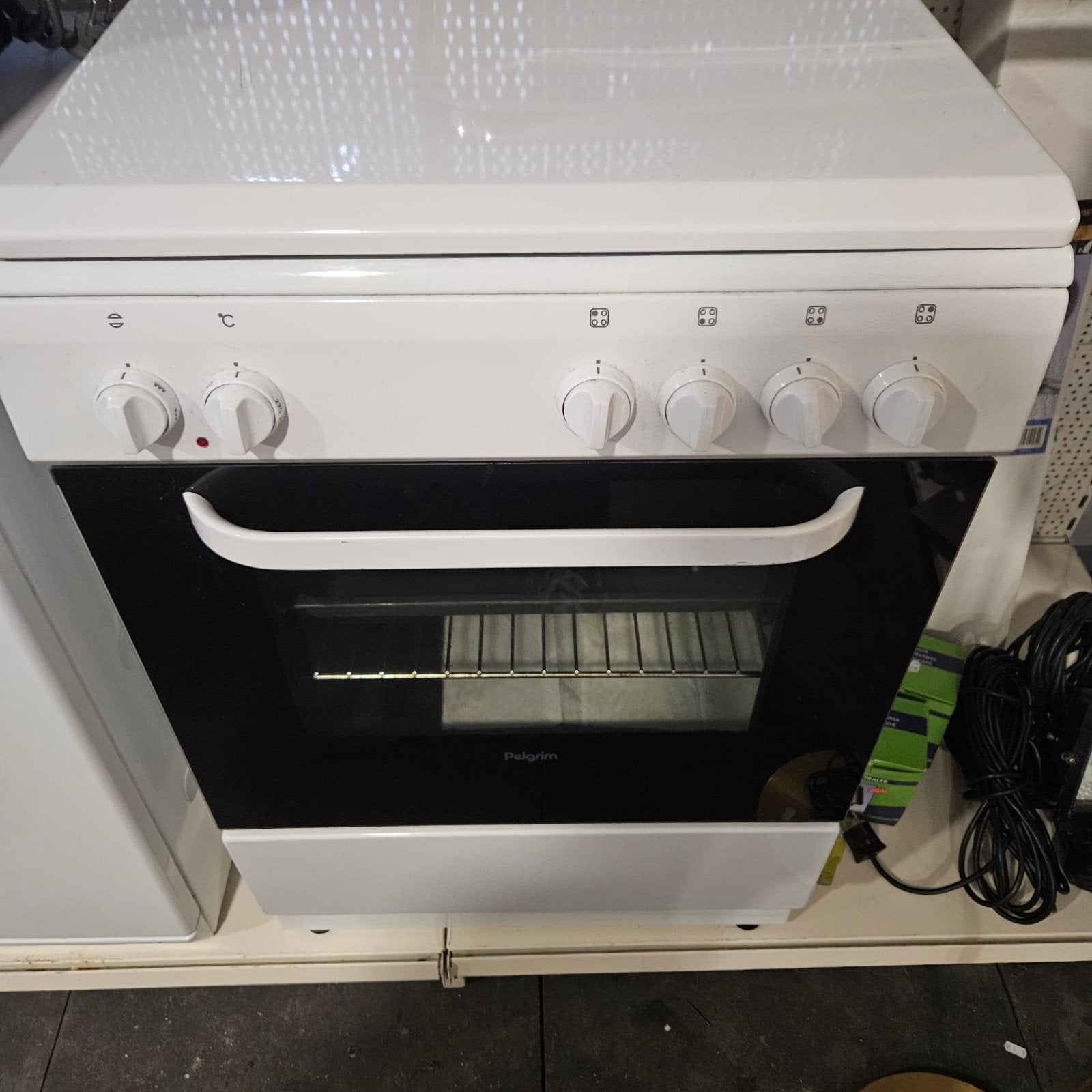 Pelgrim gasfornuis met oven - Wit, 4 kookzones, Ophalen, Gebruikt, 4 kookzones, Gas
