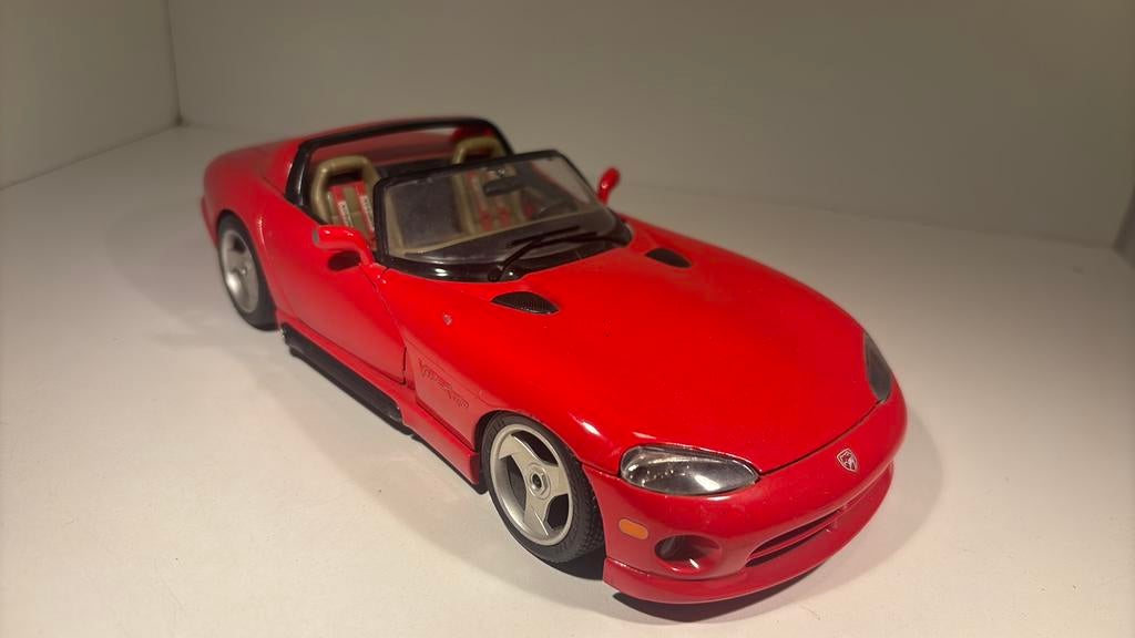 Dodge viper red Bburago 1.18, Ophalen of Verzenden, Bburago, A, A