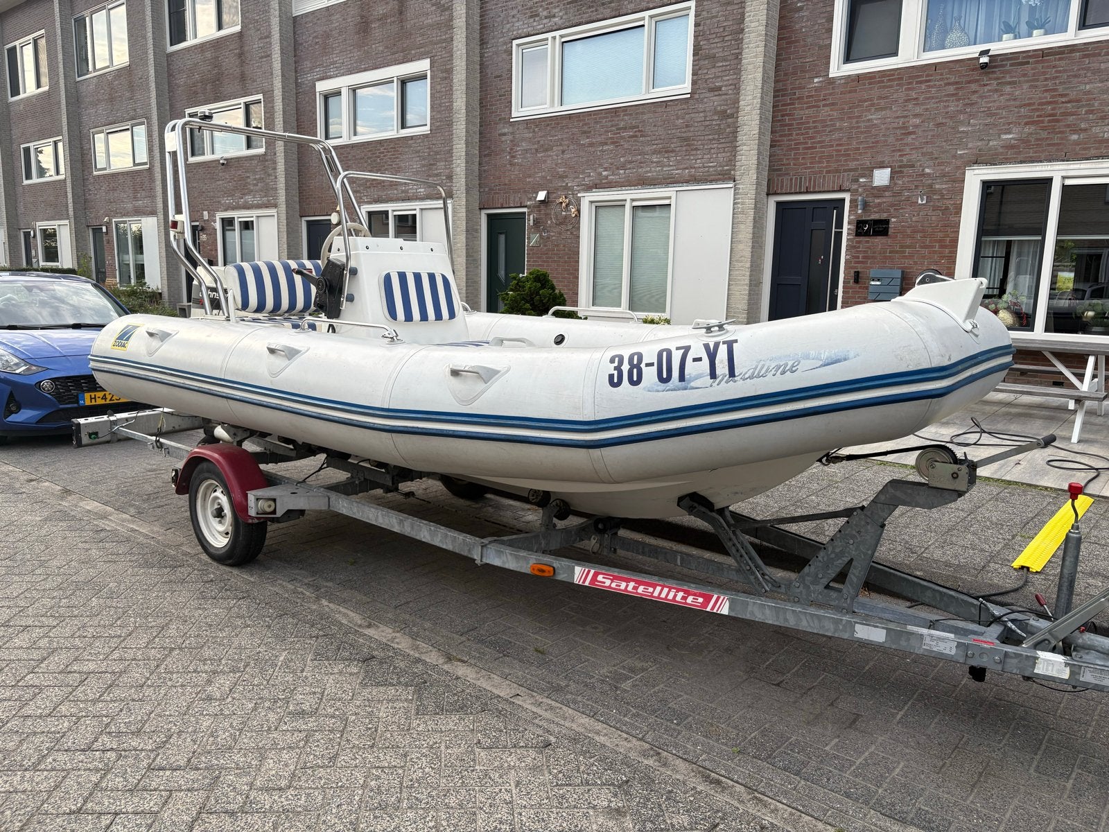 Zodiac Medline 2 RIB met Johnson 70pk buitenboordmotor, Zodiac, Ophalen, Polyester/glasvezel, Gebruikt