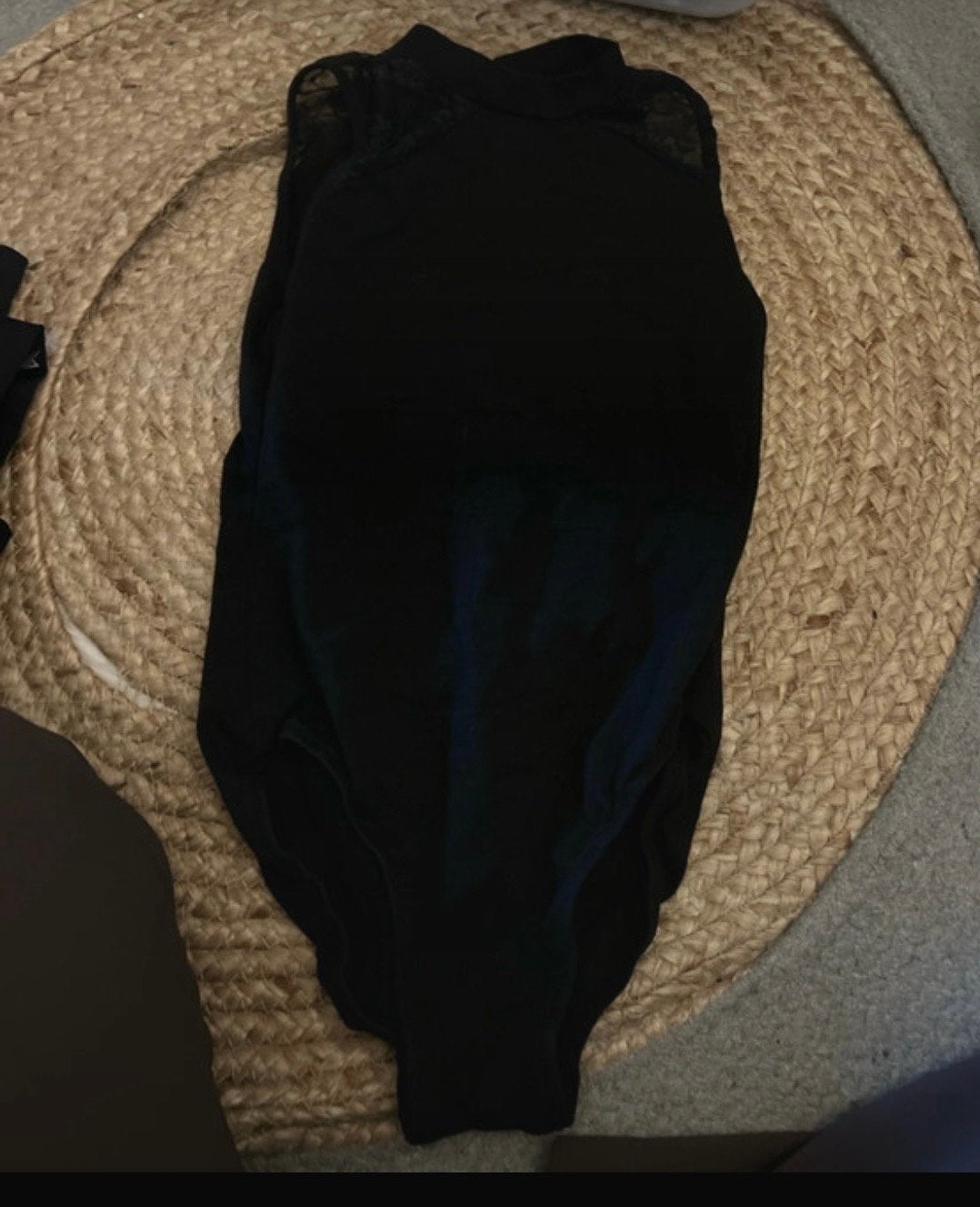 Zwarte bodysuit met kanten details, Zwart, Ophalen of Verzenden, Zo goed als nieuw, Zonder mouw