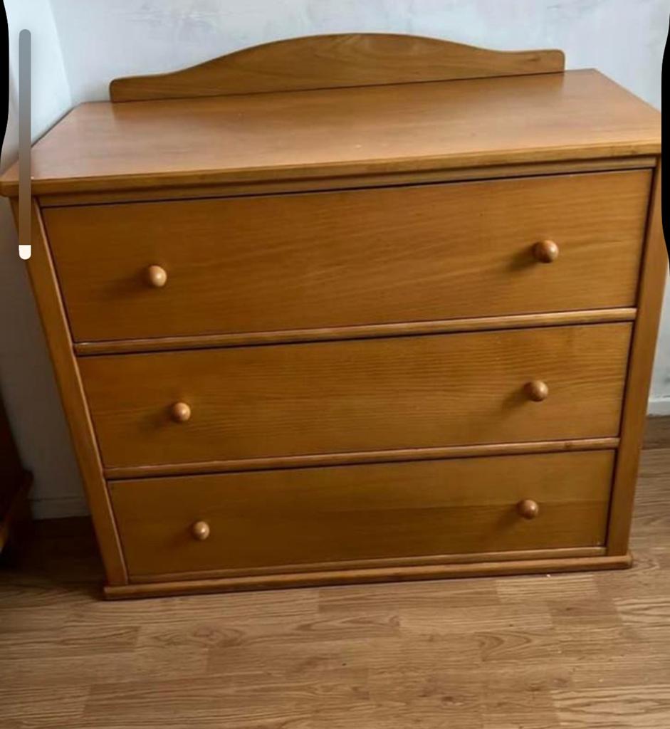 Antieke blank houten babykamer (zie foto’s) retro babykamer, Kinderen en Baby's, Kinderkamer | Commodes en Kasten, 105 cm of meer