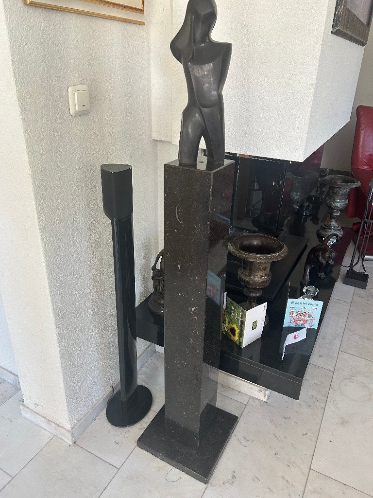 Zwarte Marmeren Piedestal/Zuil, 109cm hoog, Ophalen, Zo goed als nieuw