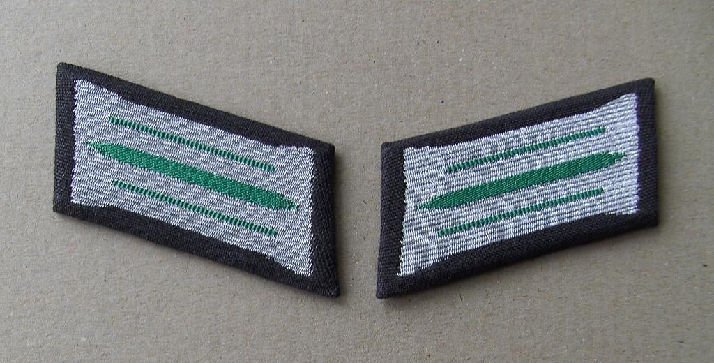 DDR / NVA  kraagspiegels Grenztruppen, Ophalen of Verzenden, Landmacht, Duitsland, Embleem of Badge