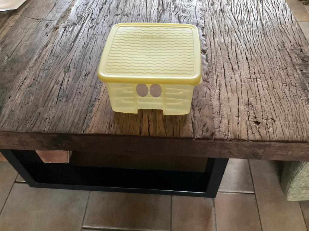 Tupperware, Ophalen of Verzenden, Zo goed als nieuw, Blauw, Schaal