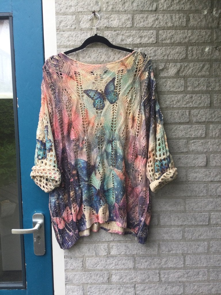 Heerlijk luchtig TRUITJE met vlinder,, NIEUW, mt 3XL(40-46), Kleding | Dames, Truien en Vesten, Ophalen of Verzenden, Nieuw, Maat 42/44 (L)