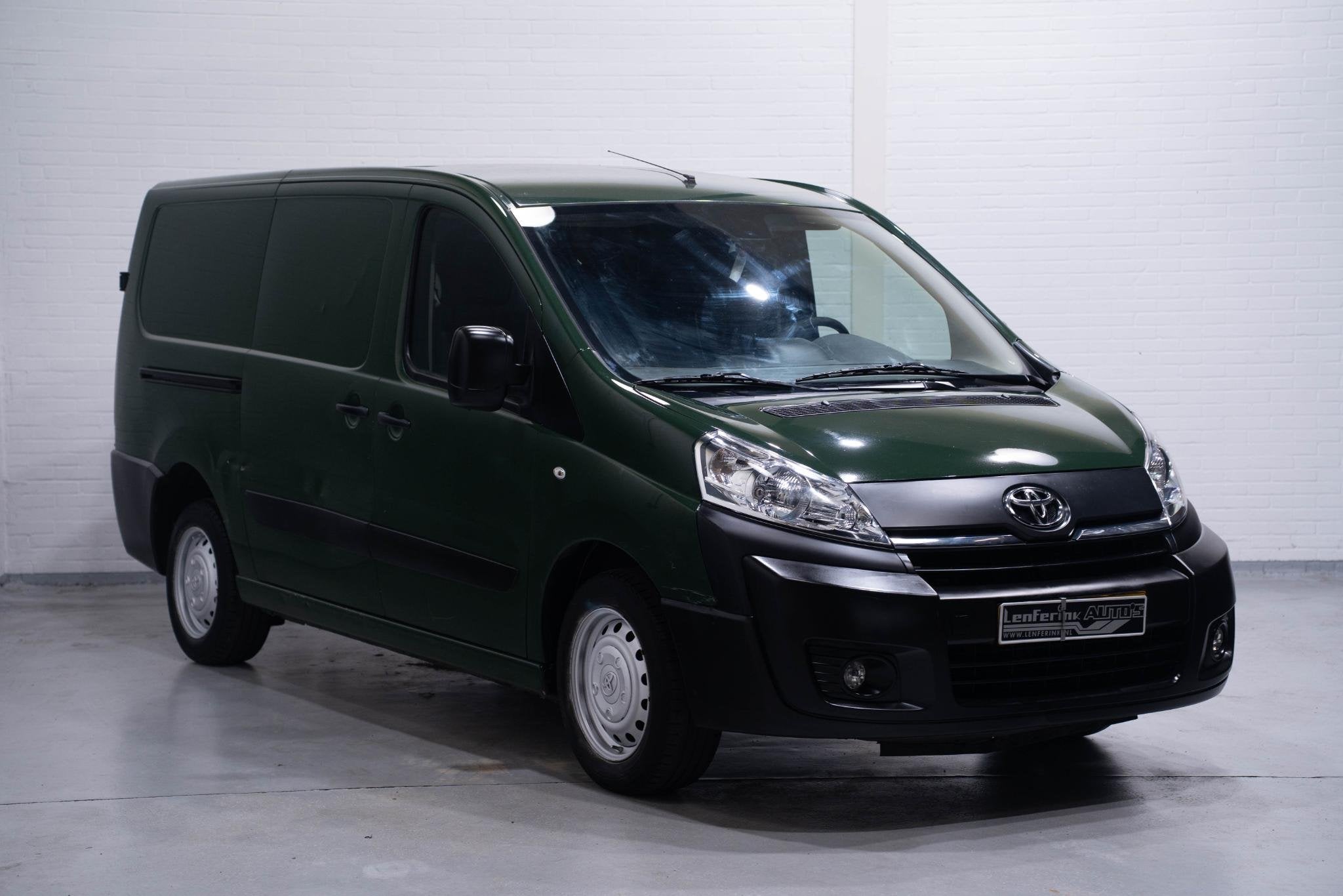 Toyota PROACE 2.0D 128 pk L2H1 Aspiration Airco, Cruise Cont, Auto's, Voorwielaandrijving, Euro 5, Stof, Gebruikt