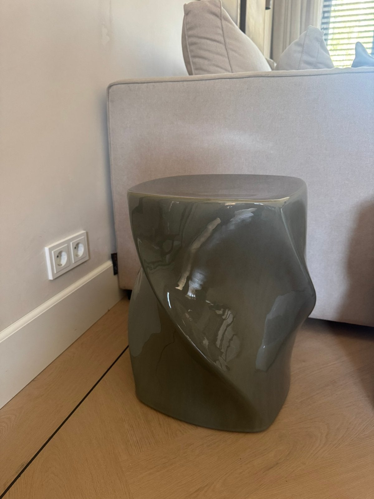 Riviera Maison Vigo End Table, dia 40 cm, Ophalen, Minder dan 55 cm, Zo goed als nieuw, Rechthoekig