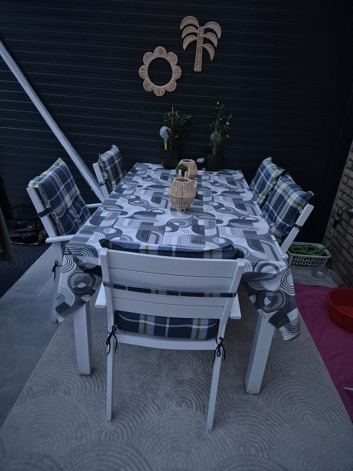 Tafel met glazen blad en 5 stoelen met kussens, Ophalen, Gebruikt, Eettafel, Tuinset