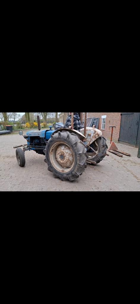 Ford dexta te koop met kar, Gebruikt, Ophalen of Verzenden, Ford, Tot 80 Pk