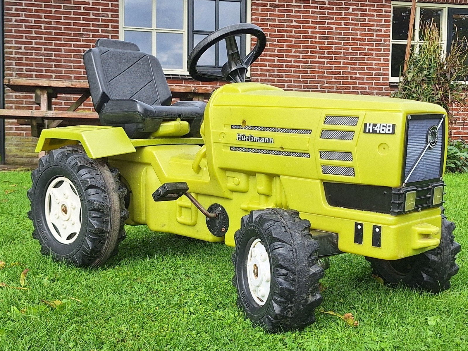 Foto 6 van Hürlimann H-468 traptrekker