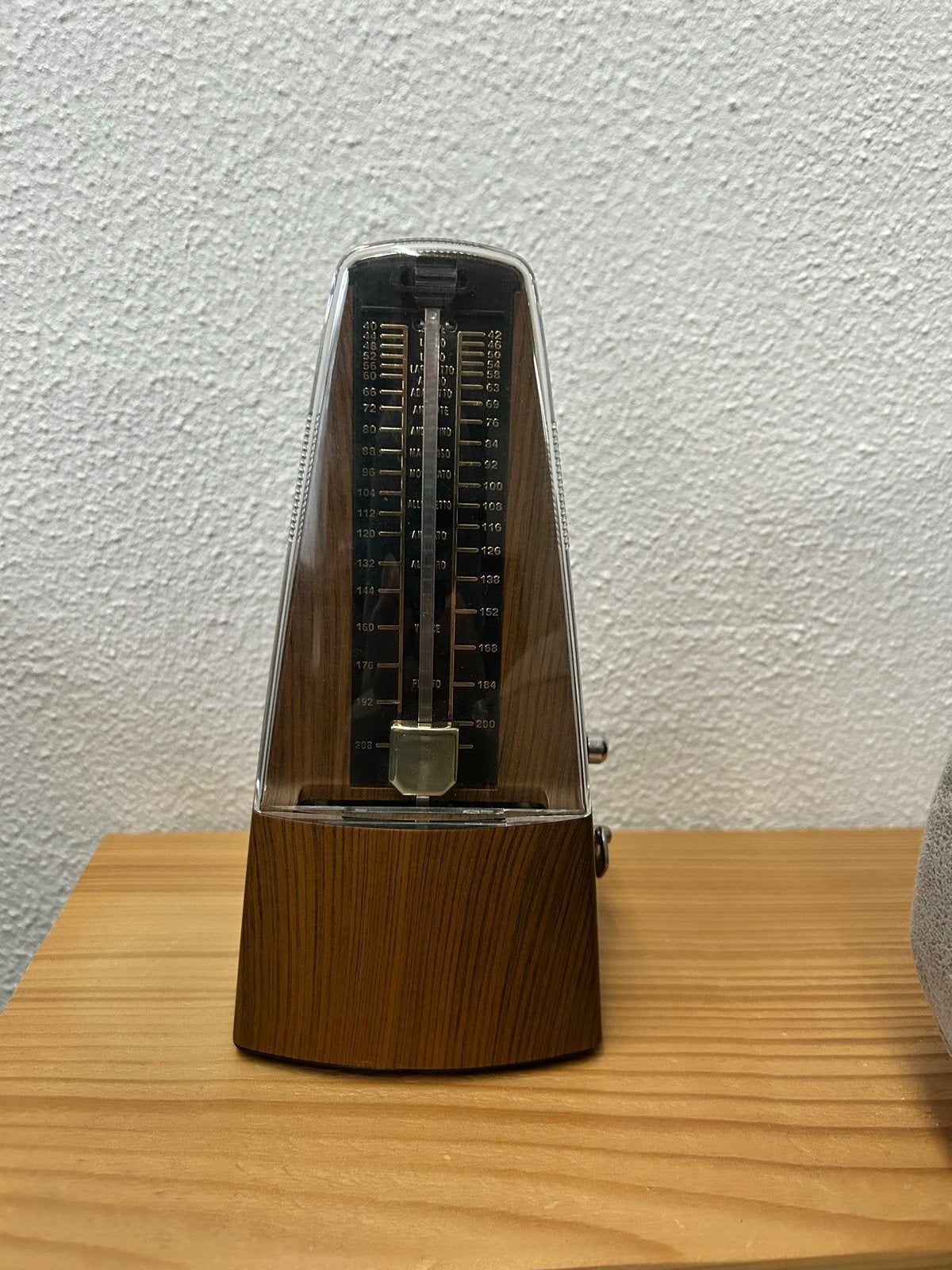 Metronoom in hout-look - perfect voor muzikanten, Ophalen of Verzenden