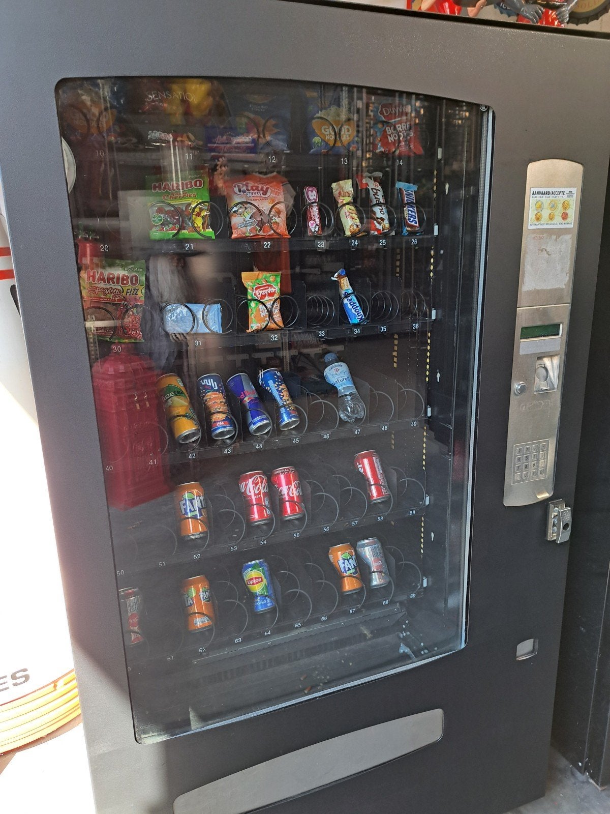 fris / snack automaat gekoeld met voorraad ruimte, Verzamelen, Ophalen