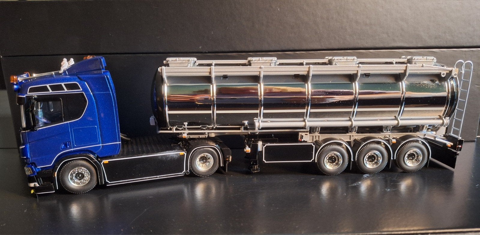 GEELHOED Middelharnis 12,5 jr. jubileum uitgave, Hobby en Vrije tijd, Modelauto's | 1:50, Ophalen of Verzenden, Nieuw, Bus of Vrachtwagen
